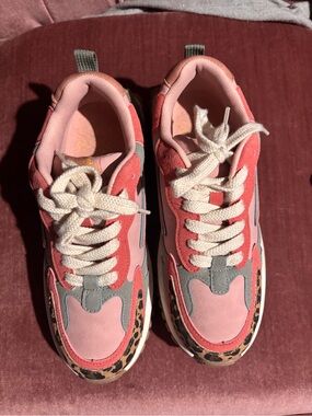 Women's Pink Multi-Accent Athletic Sneakers